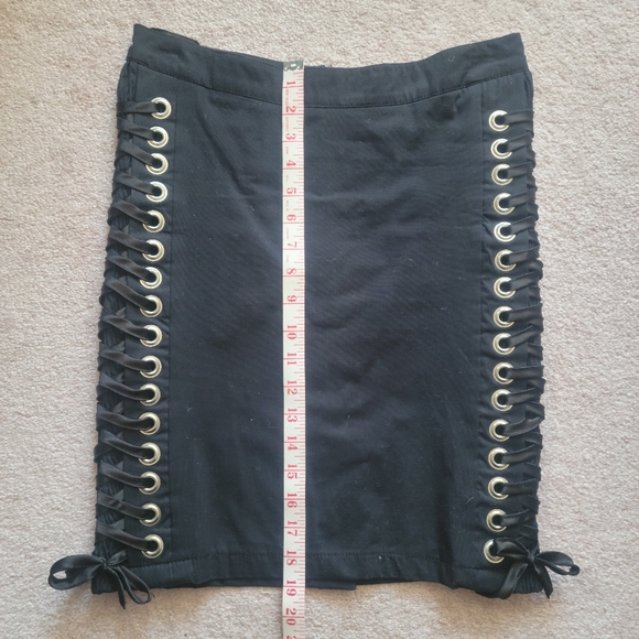 Bebe | Corset Lace-Up Pencil Skirt - Size XS - Picture 4 of 6